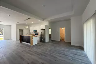 122 Naomi Pl, Rotonda West, FL 33947 - Photo 8