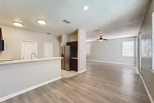 1893 Royal Ridge Dr, Davenport, FL 33896 - Photo 10