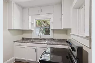 547 E Voorhis Avenue, Deland, FL 32724 - Photo 10