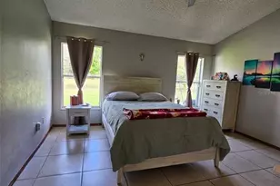 1927 Gamboge Dr, Orlando, FL 32822 - Photo 10