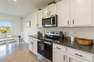 2780 Swooping Sparrow Dr, Saint Cloud, FL 34773 - Photo 18