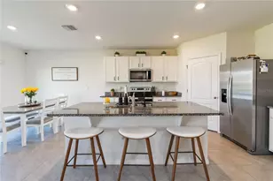 2780 Swooping Sparrow Dr, Saint Cloud, FL 34773 - Photo 14