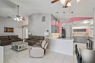 604 Bent Oak Loop, Davenport, FL 33837 - Photo 8