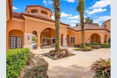 6153 Metrowest Boulevard #306, Orlando, FL 32835 - Photo 2