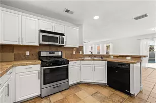 449 Rona Ln, Davenport, FL 33897 - Photo 18