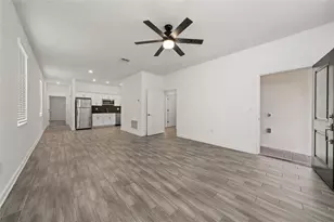 2817 Camden Wy, Davenport, FL 33837 - Photo 10