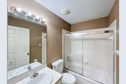 323 Fox Lake Drive, Lakeland, FL 33809 - Photo 20