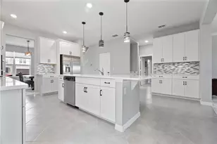 693 Big Pine Ave, Minneola, FL 34715 - Photo 10