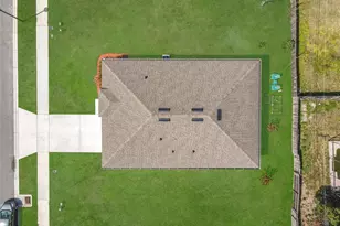 712 Red Hawk Ln, Deltona, FL 32725 - Photo 48