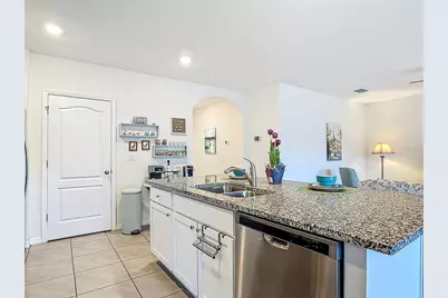 712 Red Hawk Lane, Deltona, FL 32725 - Photo 14