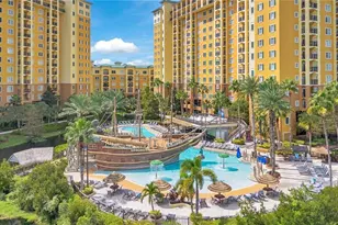 8101 Resort Village Dr, Orlando, FL 32821 - Photo 4