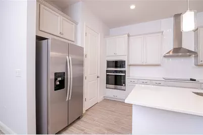 6487 Cyrils Drive, Saint Cloud, FL 34771 - Photo 10