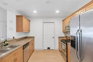 17508 Rockledge Ave, Spring Hill, FL 34610 - Photo 4