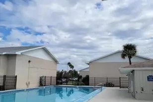 817 Sky Lake Cir, Orlando, FL 32809 - Photo 8