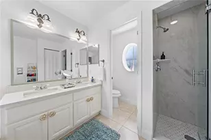 6409 Shoreline Ct, Saint Cloud, FL 34771 - Photo 12