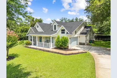 6409 Shoreline Court, Saint Cloud, FL 34771 - Photo 2