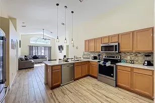 110 Rubino Dr, Davenport, FL 33837 - Photo 8