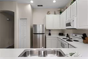 312 Lucaya Loop, Davenport, FL 33897 - Photo 16