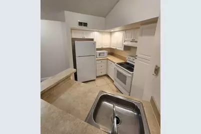 5737 Gatlin Avenue #423, Orlando, FL 32822 - Photo 12