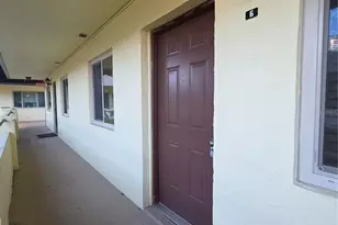 400 Oakridge Blvd, Daytona Beach, FL 32118 - Photo 1