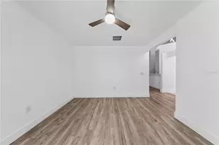 449 Majesty Dr, Davenport, FL 33837 - Photo 8