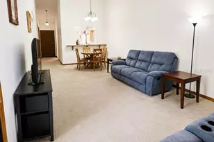 156 Lakewood Village Cir, Daytona Beach, FL 32119 - Photo 4