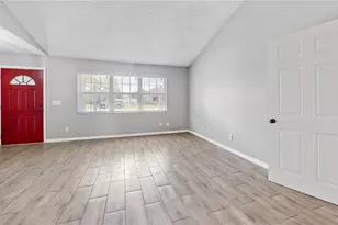 305 Medina Ct, Kissimmee, FL 34758 - Photo 4