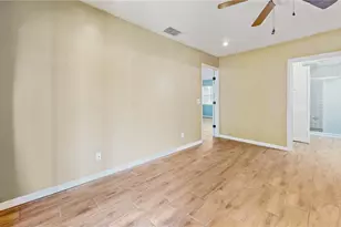 305 Medina Ct, Kissimmee, FL 34758 - Photo 6