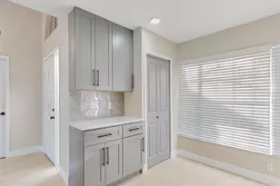 210 Coral Reef Cir, Kissimmee, FL 34743 - Photo 10