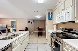 5471 Vineland Rd, Orlando, FL 32811 - Photo 14