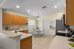 4019 Carteret Dr, Winter Haven, FL 33884 - Photo 10