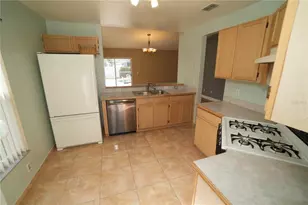 205 Indian Point Cir, Kissimmee, FL 34746 - Photo 8