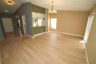 205 Indian Point Cir, Kissimmee, FL 34746 - Photo 10