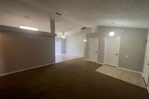 512 Finch Ct, Poinciana, FL 34759 - Photo 4