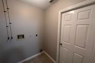 512 Finch Ct, Poinciana, FL 34759 - Photo 14