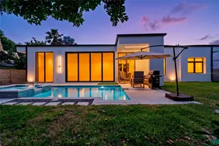 2441 Webber St, Sarasota, FL 34239 - Photo 2