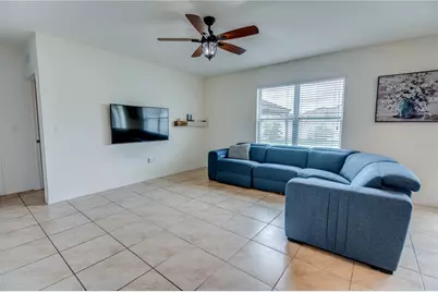 1674 Bay Breeze Drive, Saint Cloud, FL 34771 - Photo 8