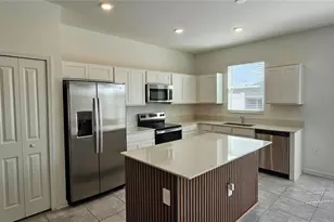 161 Nine Iron Dr, Davenport, FL 33896 - Photo 4