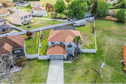 554 Bristol Circle, Kissimmee, FL 34758 - Photo 4