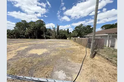 7511 Winchester Drive, Tampa, FL 33615 - Photo 14