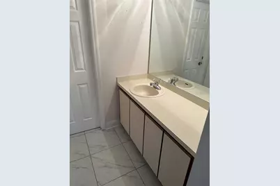 3299 Sandy Shore Lane, Kissimmee, FL 34743 - Photo 10