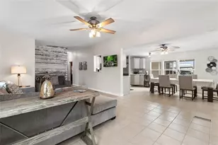 160 Eagle Ct, Davenport, FL 33837 - Photo 6