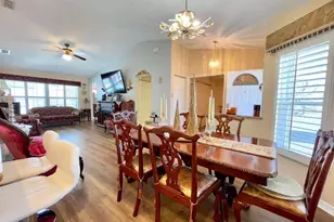 6323 Silver Lakes Dr E, Lakeland, FL 33810 - Photo 12