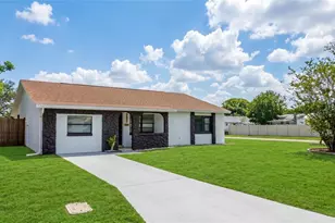 107 Iguala Dr, Kissimmee, FL 34743 - Photo 1