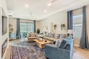 962 Umbria Dr, Poinciana, FL 34759 - Photo 14