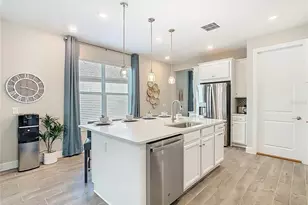 962 Umbria Dr, Poinciana, FL 34759 - Photo 10