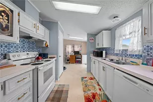 4704 Lanca Ln, Saint Cloud, FL 34772 - Photo 14