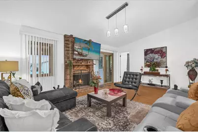 7 Escondido Circle #72, Altamonte Springs, FL 32701 - Photo 2