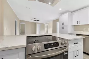 217 Ellsworth Dr, Kissimmee, FL 34758 - Photo 8