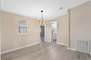 217 Ellsworth Dr, Kissimmee, FL 34758 - Photo 10